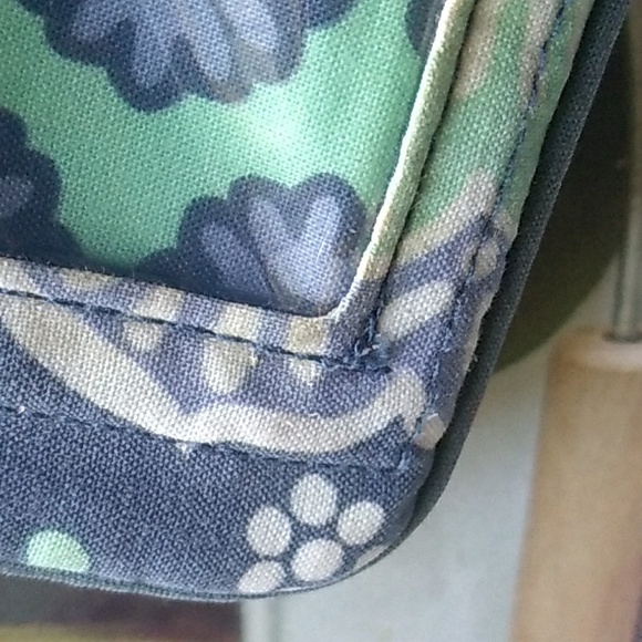 Vera Bradley  Floral Wallet - Picture 6 of 7